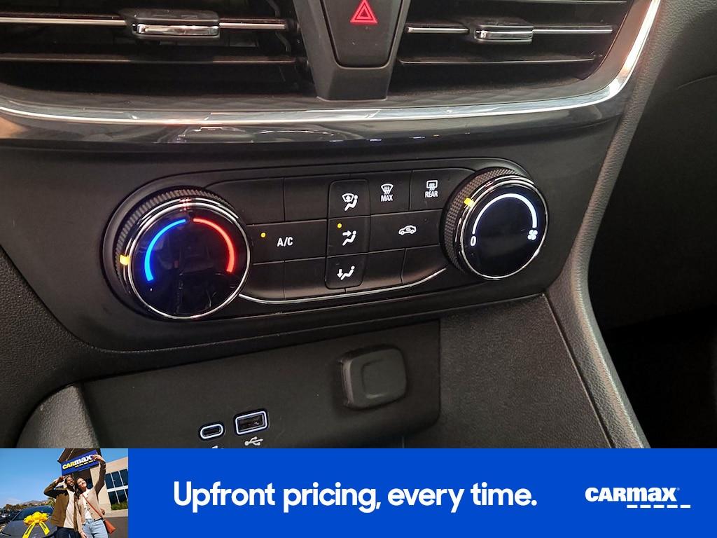 used 2025 Buick Encore GX car, priced at $20,998