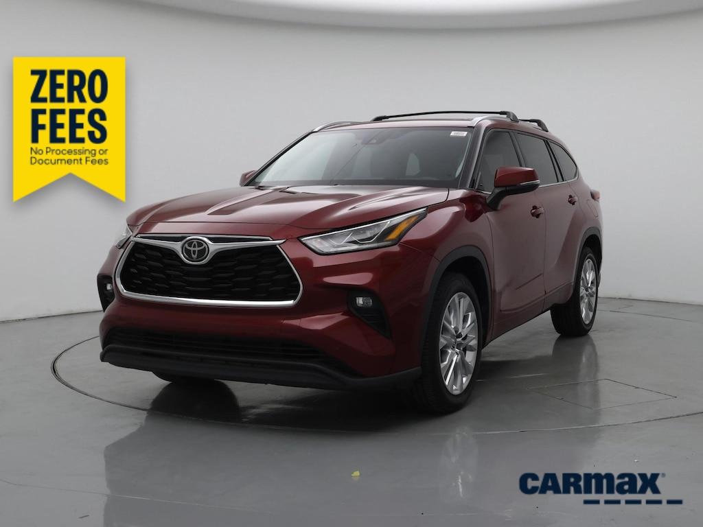 used 2021 Toyota Highlander car, priced at $33,998