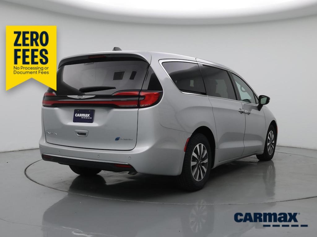 used 2024 Chrysler Pacifica Hybrid car, priced at $27,998