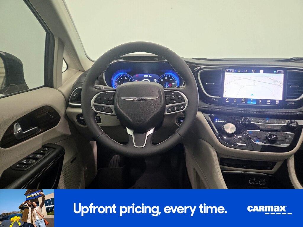used 2023 Chrysler Pacifica car, priced at $33,998