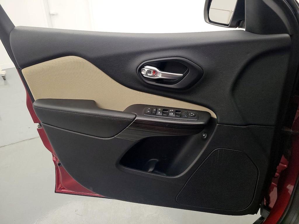 used 2015 Jeep Cherokee car, priced at $14,998