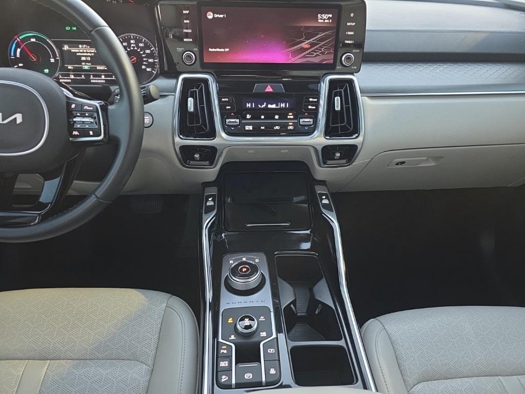 used 2022 Kia Sorento Plug-In Hybrid car, priced at $28,000