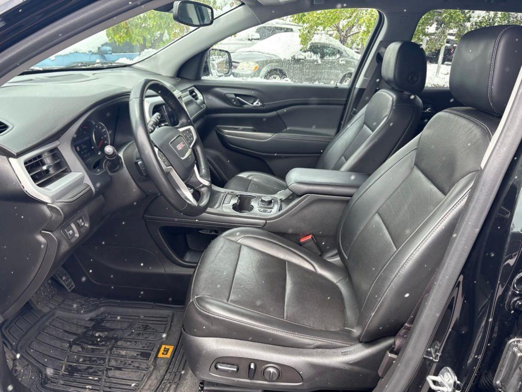 used 2023 GMC Acadia car, priced at $25,000