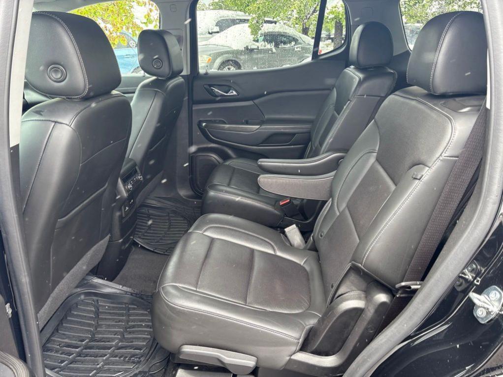 used 2023 GMC Acadia car, priced at $25,000