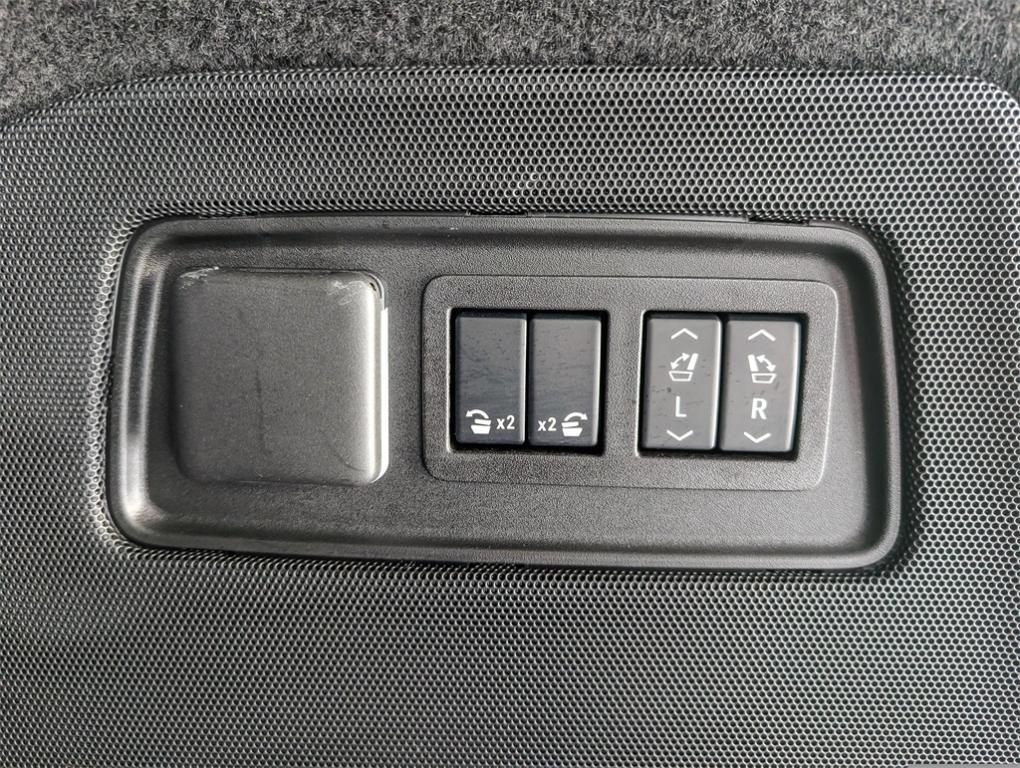 used 2025 Cadillac Escalade ESV car, priced at $166,000