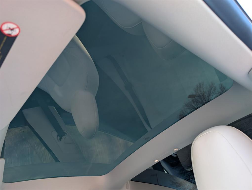 used 2022 Tesla Model 3 car, priced at $27,000