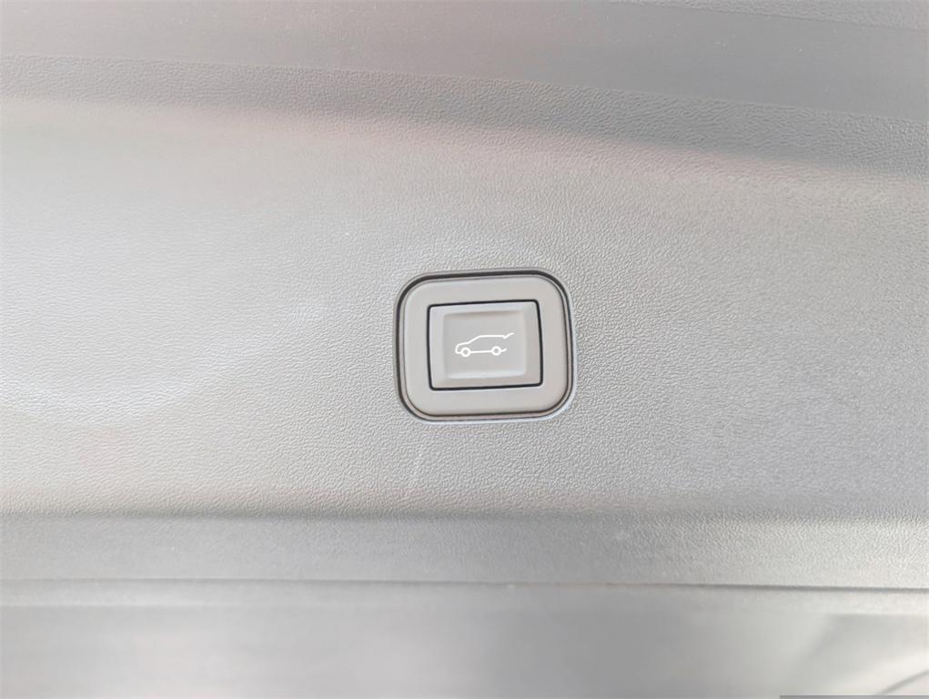 new 2026 Cadillac VISTIQ car, priced at $83,794