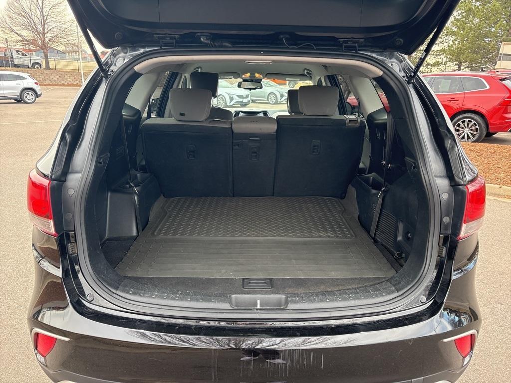 used 2017 Hyundai Santa Fe car, priced at $11,500