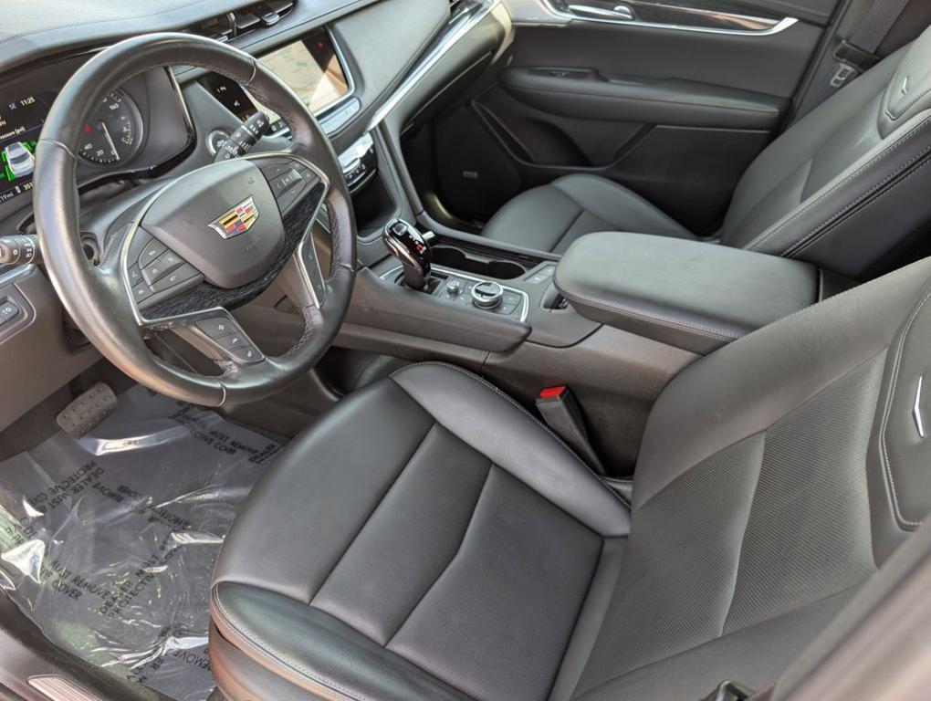 used 2023 Cadillac XT5 car, priced at $39,000