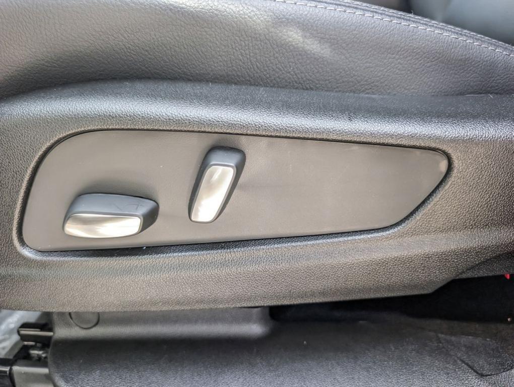 new 2026 Cadillac XT5 car, priced at $48,614