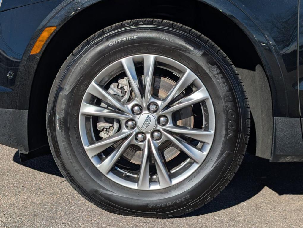 used 2022 Cadillac XT5 car, priced at $36,000