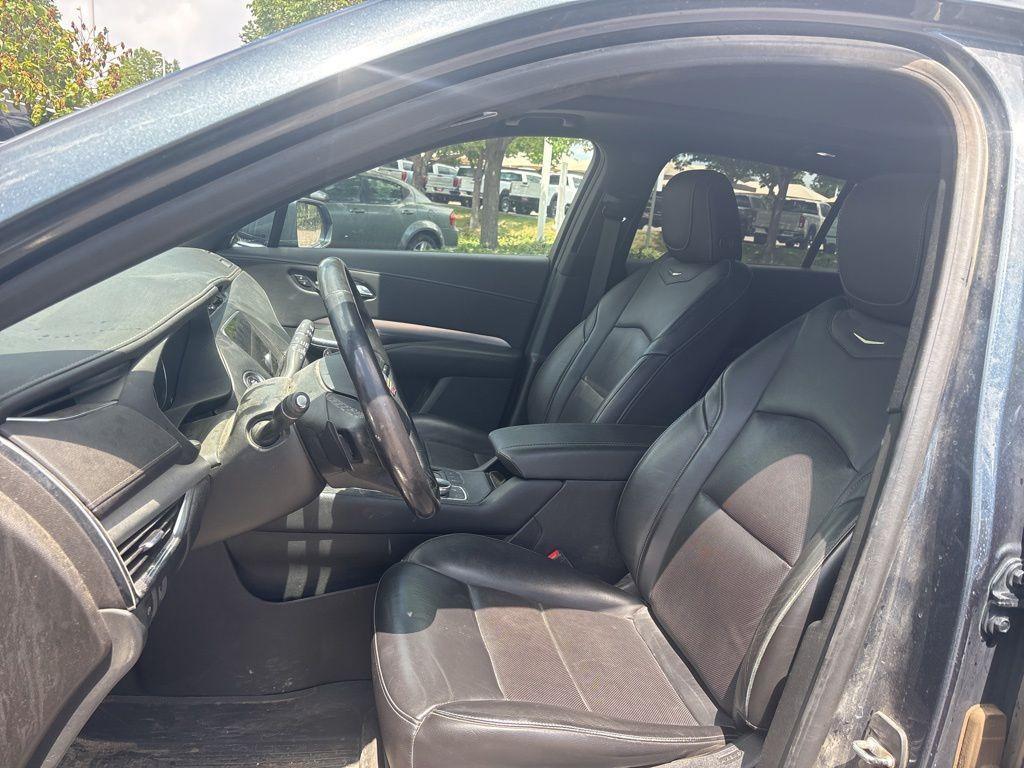 used 2019 Cadillac XT4 car, priced at $20,000