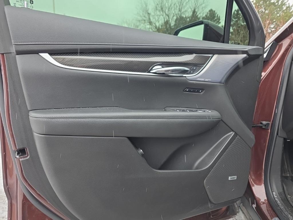 used 2023 Cadillac XT6 car, priced at $39,289