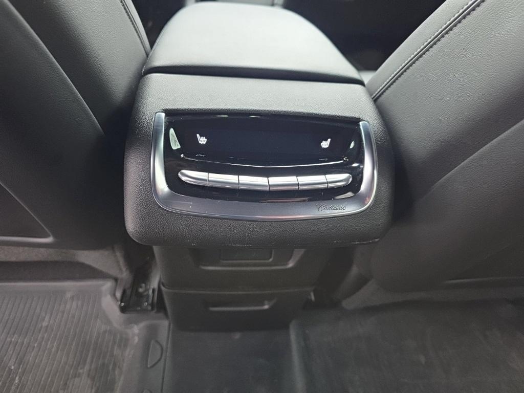 used 2023 Cadillac XT6 car, priced at $39,289