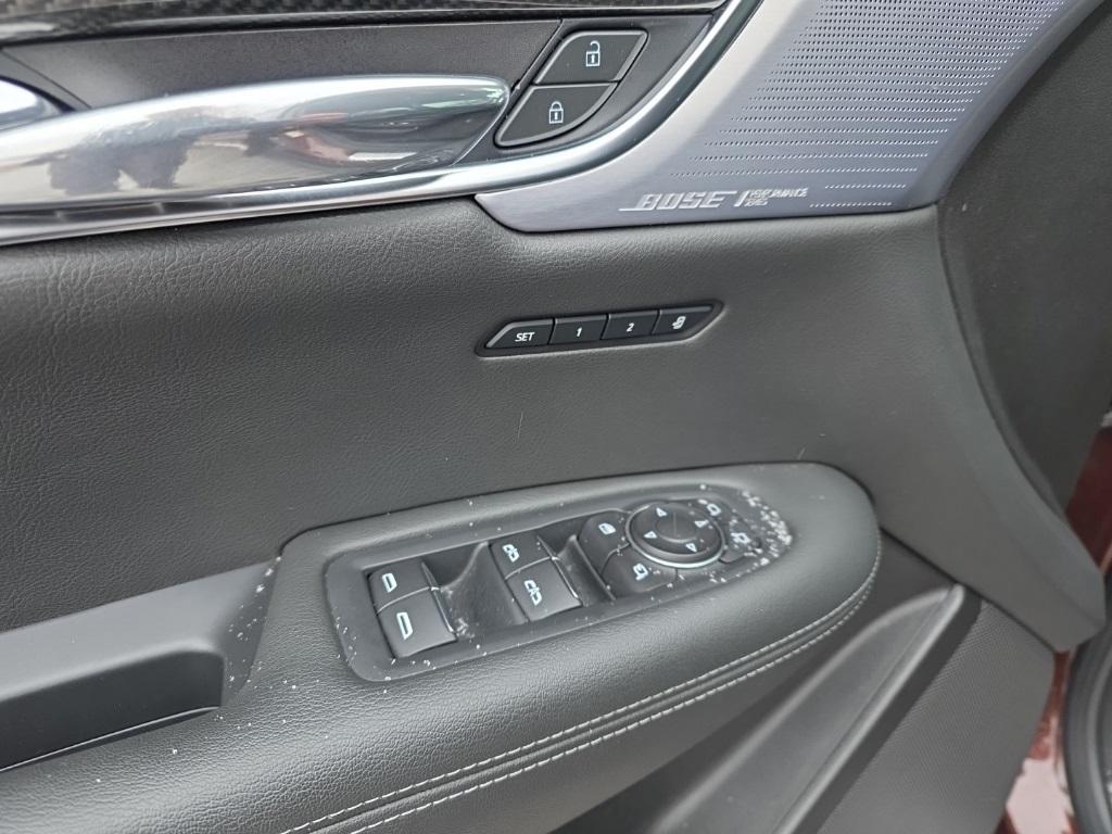 used 2023 Cadillac XT6 car, priced at $39,289