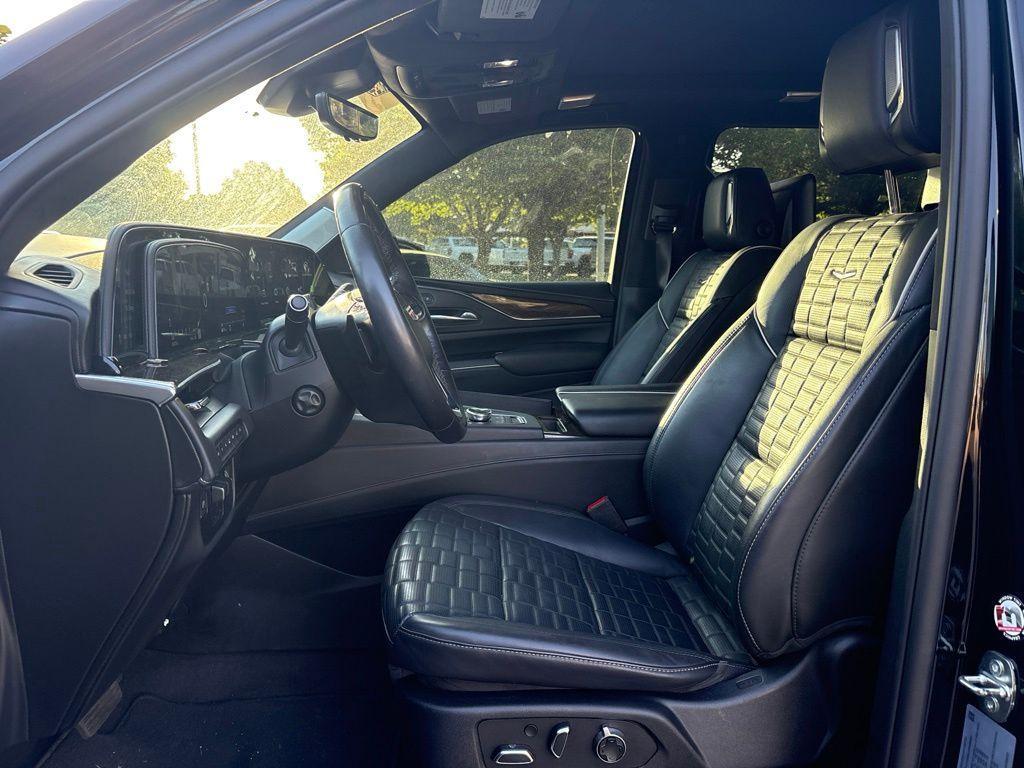 used 2023 Cadillac Escalade ESV car, priced at $79,000