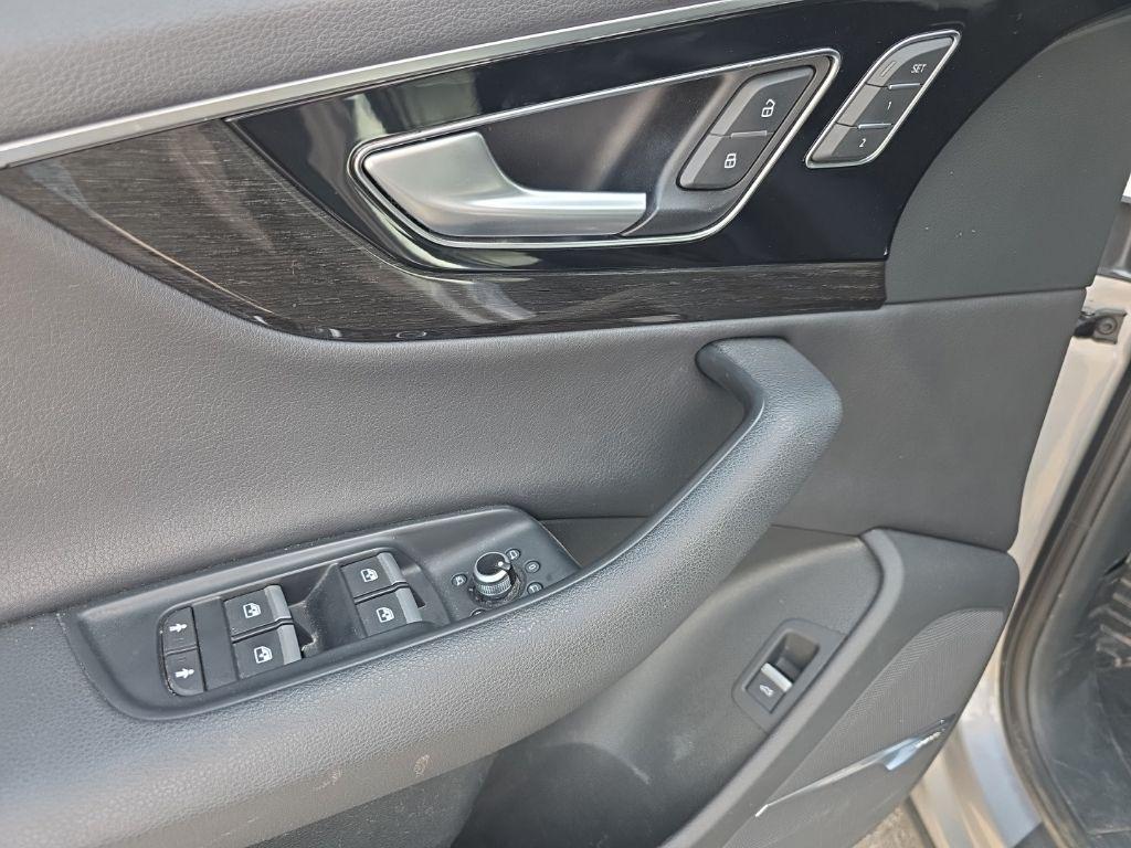 used 2018 Audi Q7 car, priced at $20,500