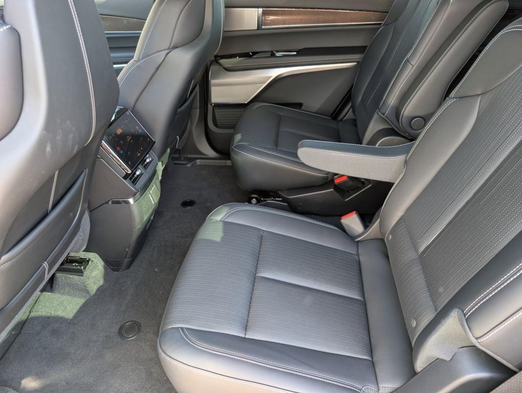new 2026 Cadillac VISTIQ car, priced at $82,714