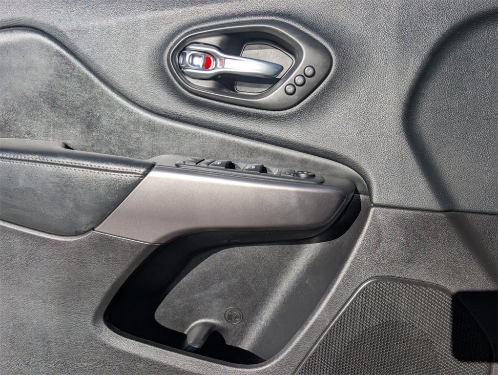 used 2020 Jeep Cherokee car, priced at $21,500