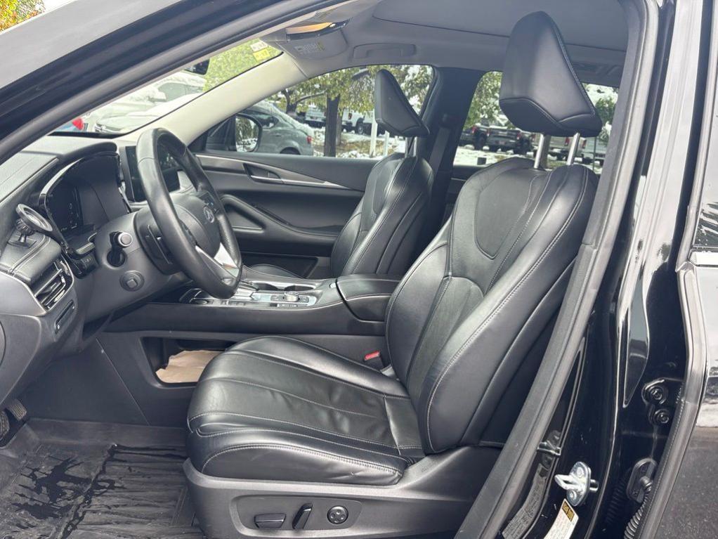 used 2023 INFINITI QX60 car, priced at $25,000
