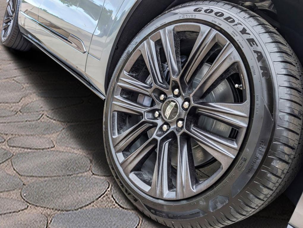 new 2026 Cadillac VISTIQ car, priced at $99,989