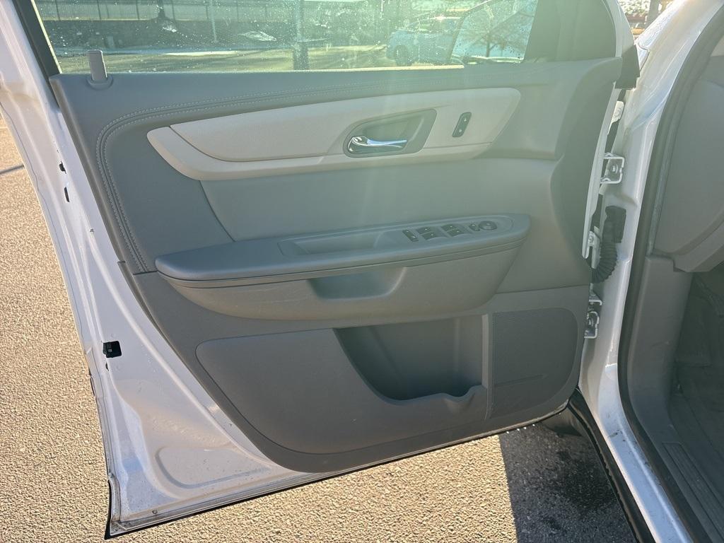 used 2017 Chevrolet Traverse car, priced at $16,000