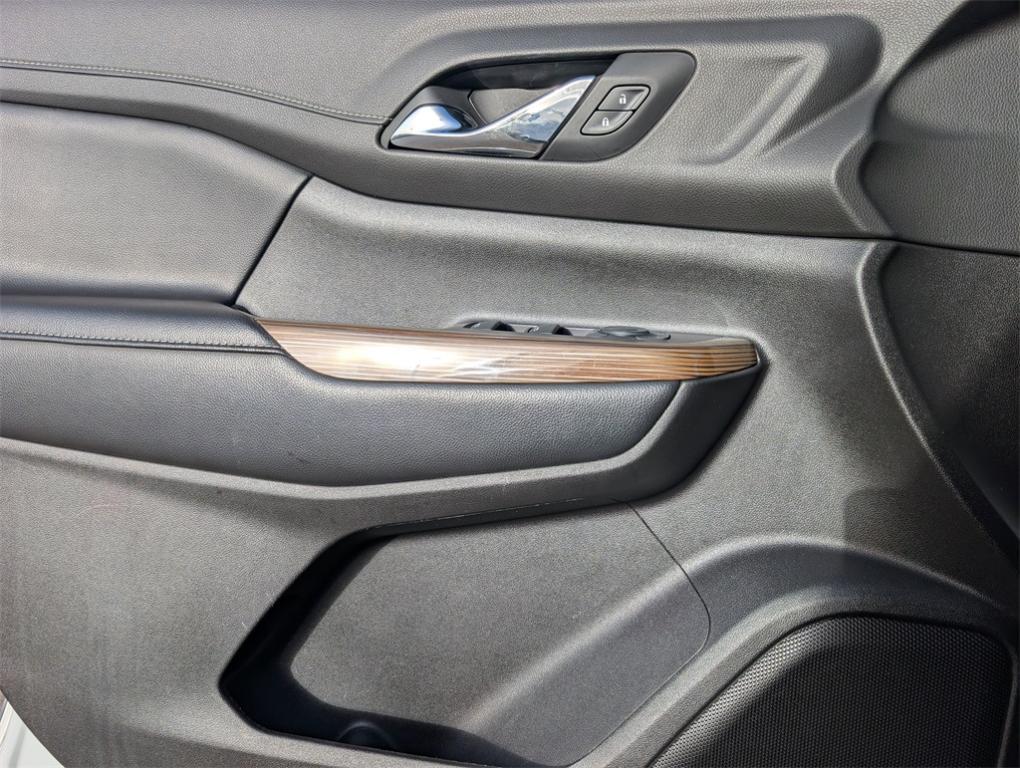 used 2019 GMC Acadia car, priced at $19,000