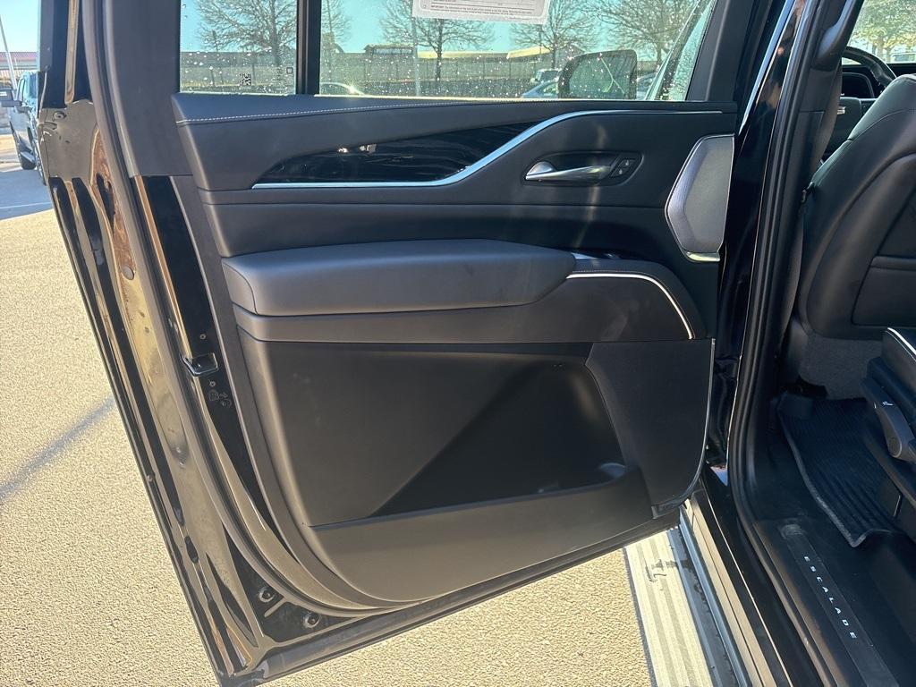 used 2021 Cadillac Escalade ESV car, priced at $63,500