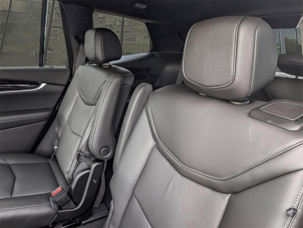 new 2025 Cadillac XT6 car, priced at $57,014