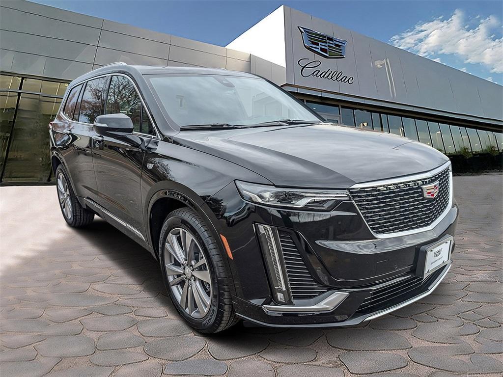 new 2025 Cadillac XT6 car, priced at $57,014