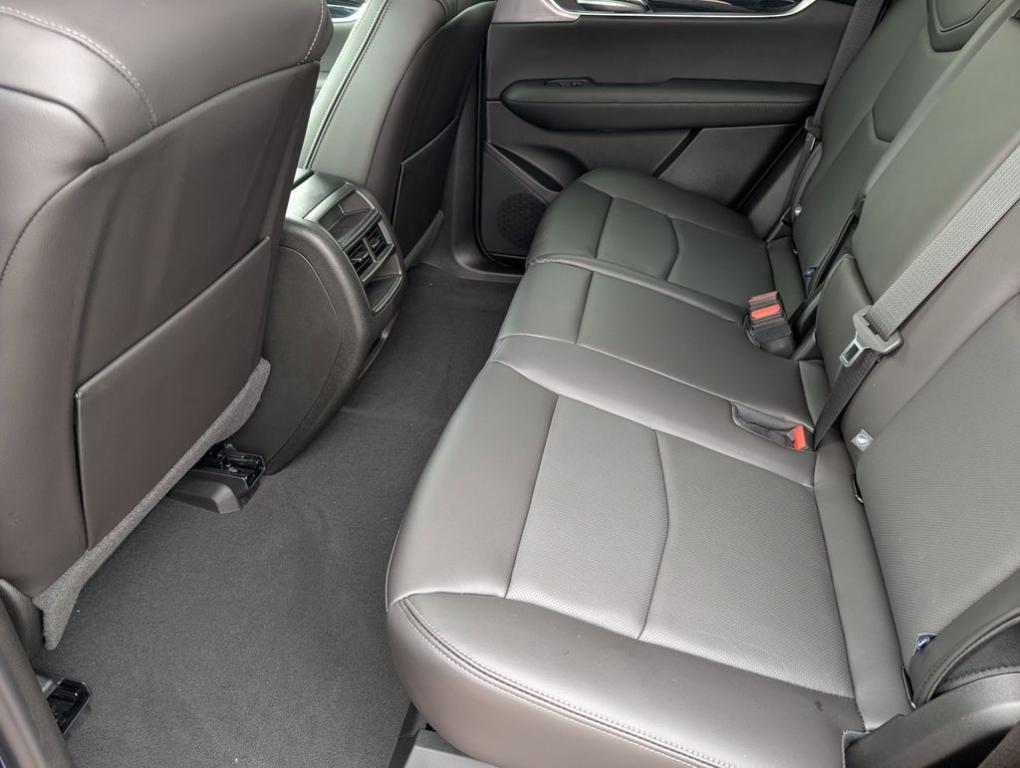 new 2026 Cadillac XT5 car, priced at $57,219