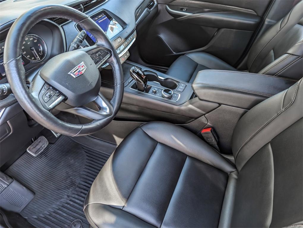 used 2021 Cadillac XT4 car, priced at $25,500