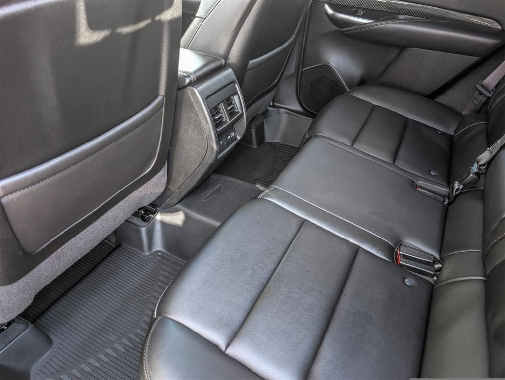 used 2021 Cadillac XT4 car, priced at $25,500