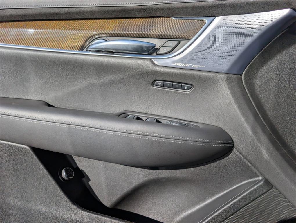 used 2025 Cadillac XT6 car, priced at $60,000