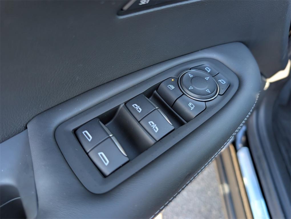 used 2025 Cadillac XT6 car, priced at $60,000