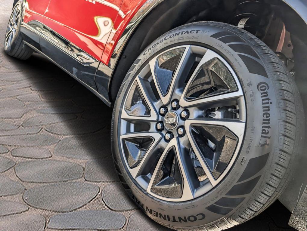 new 2026 Cadillac OPTIQ car, priced at $59,519