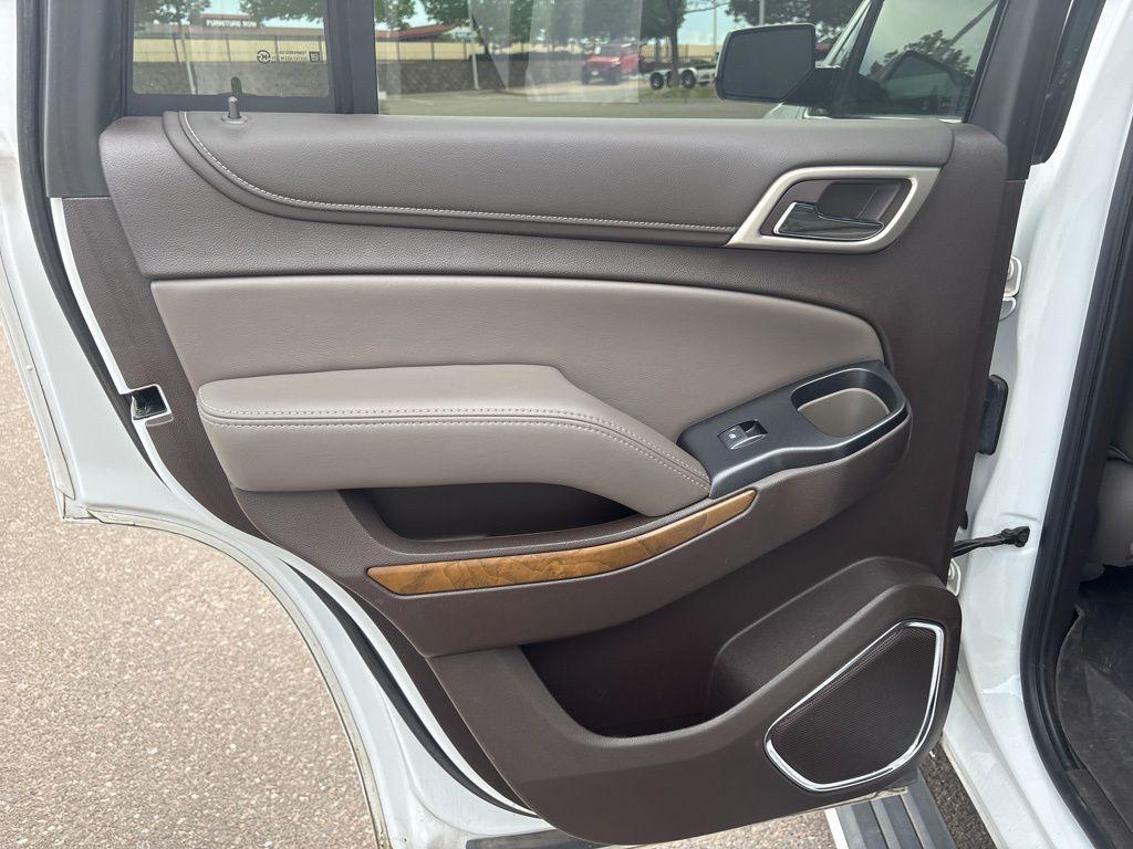 used 2019 GMC Yukon car, priced at $37,000