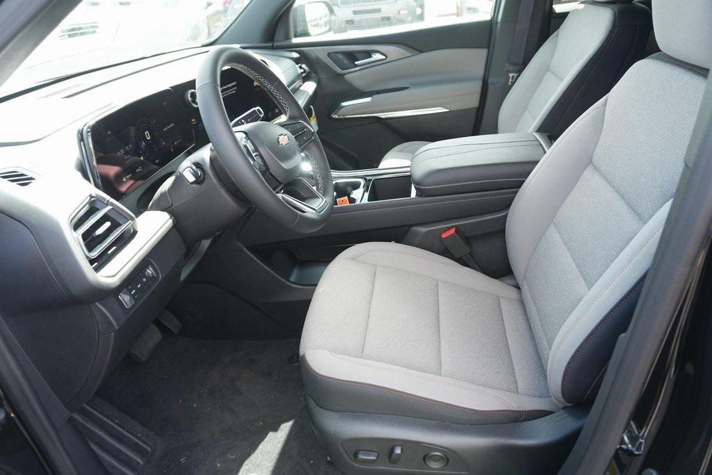 new 2026 Chevrolet Traverse car, priced at $46,729