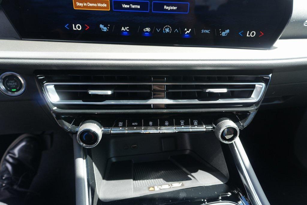 new 2026 Chevrolet Traverse car, priced at $46,729