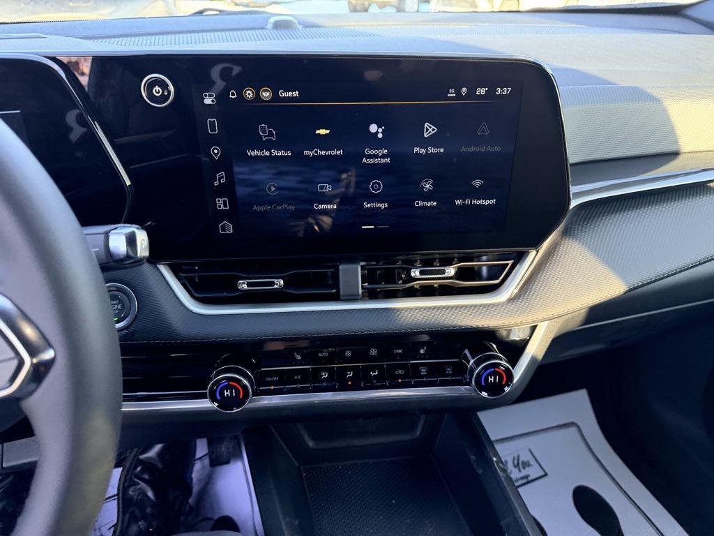 new 2026 Chevrolet Equinox car, priced at $33,096