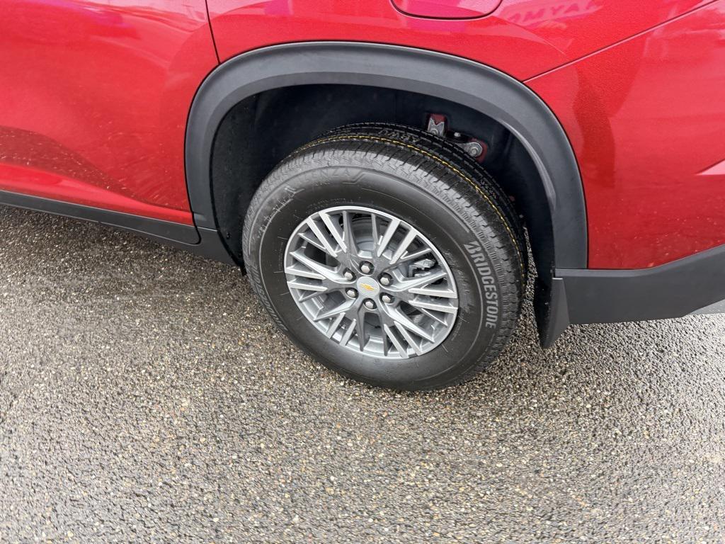 new 2026 Chevrolet Traverse car, priced at $45,143