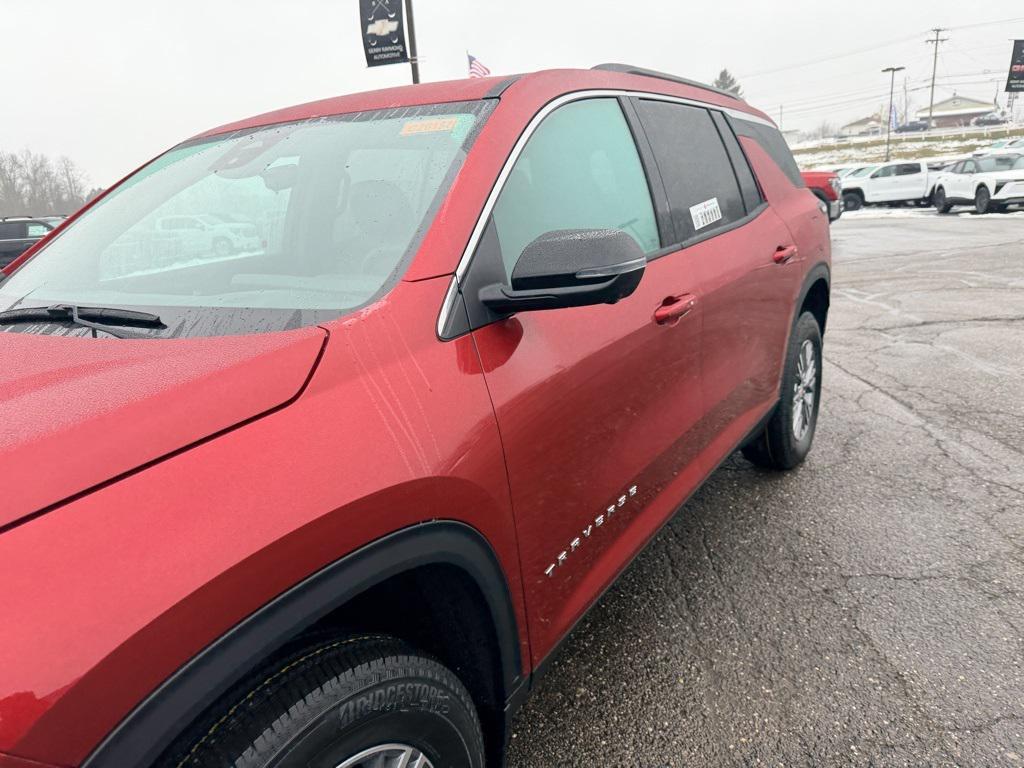 new 2026 Chevrolet Traverse car, priced at $45,143