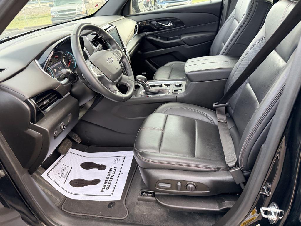 used 2023 Chevrolet Traverse car, priced at $33,142