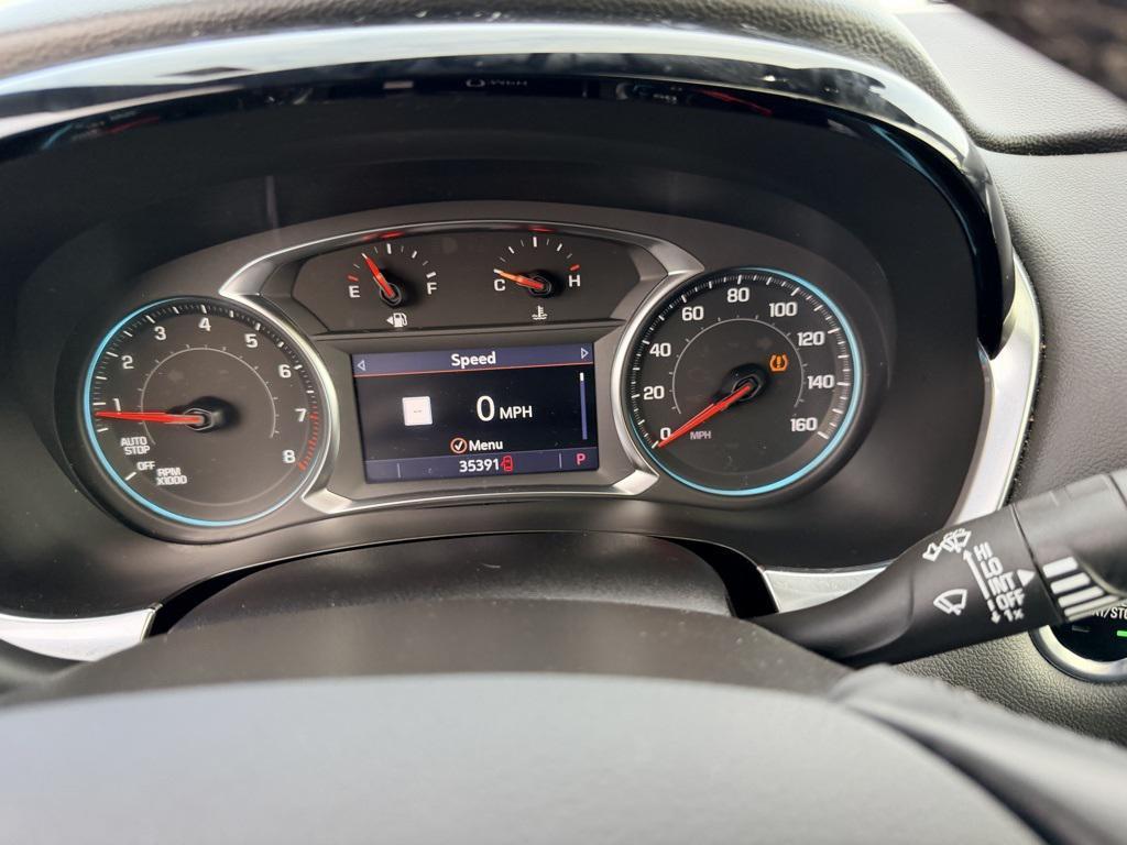 used 2023 Chevrolet Traverse car, priced at $33,142