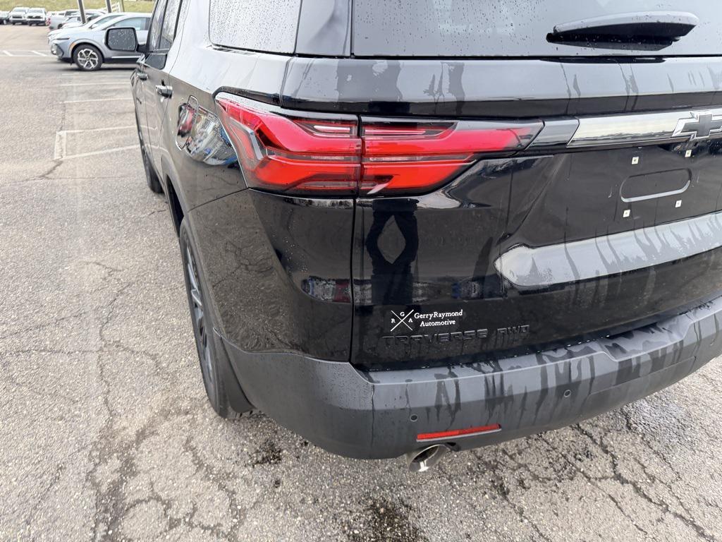used 2023 Chevrolet Traverse car, priced at $32,209