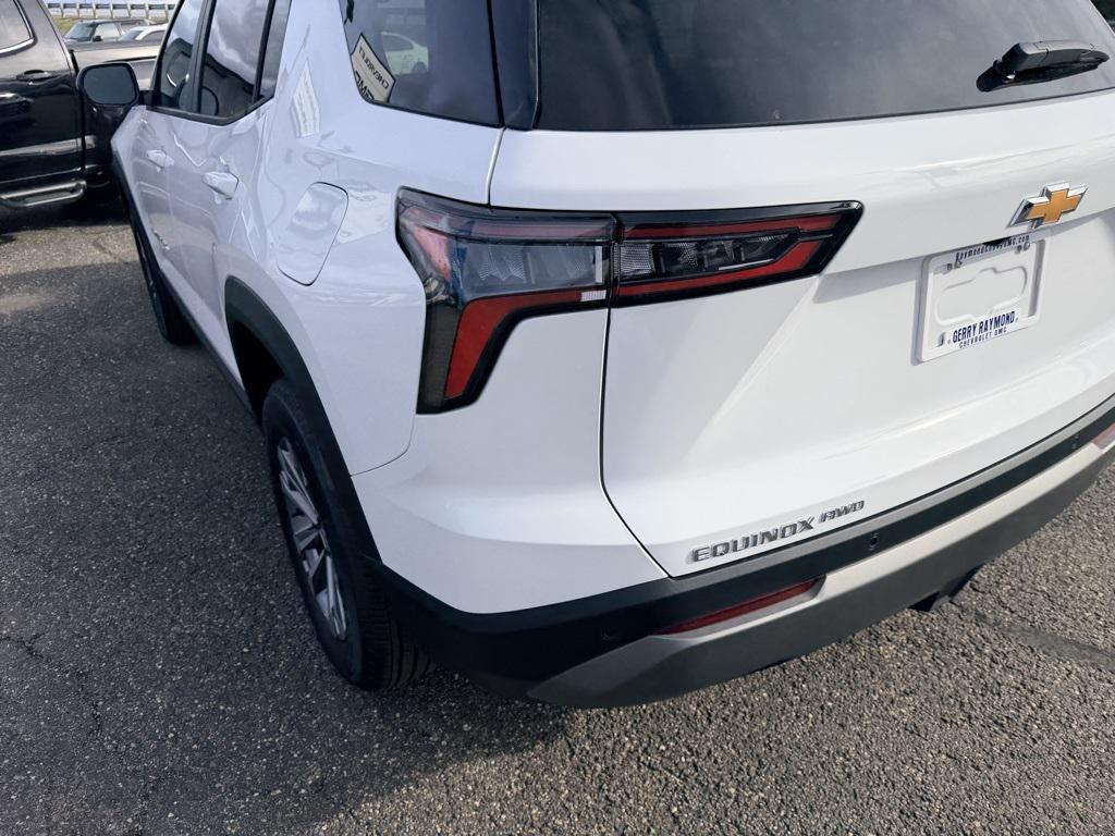 new 2026 Chevrolet Equinox car, priced at $32,485