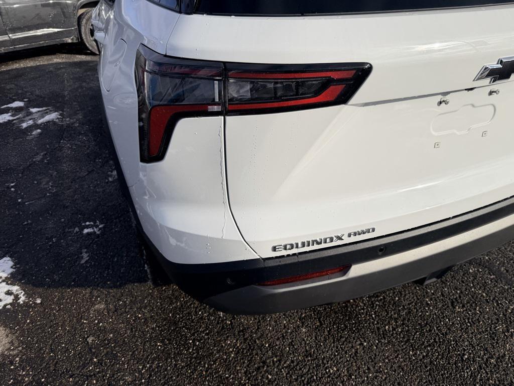 new 2026 Chevrolet Equinox car, priced at $33,554
