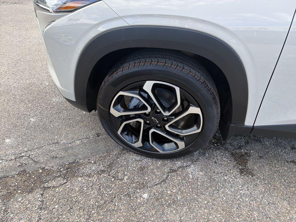 new 2026 Chevrolet Trax car, priced at $27,724