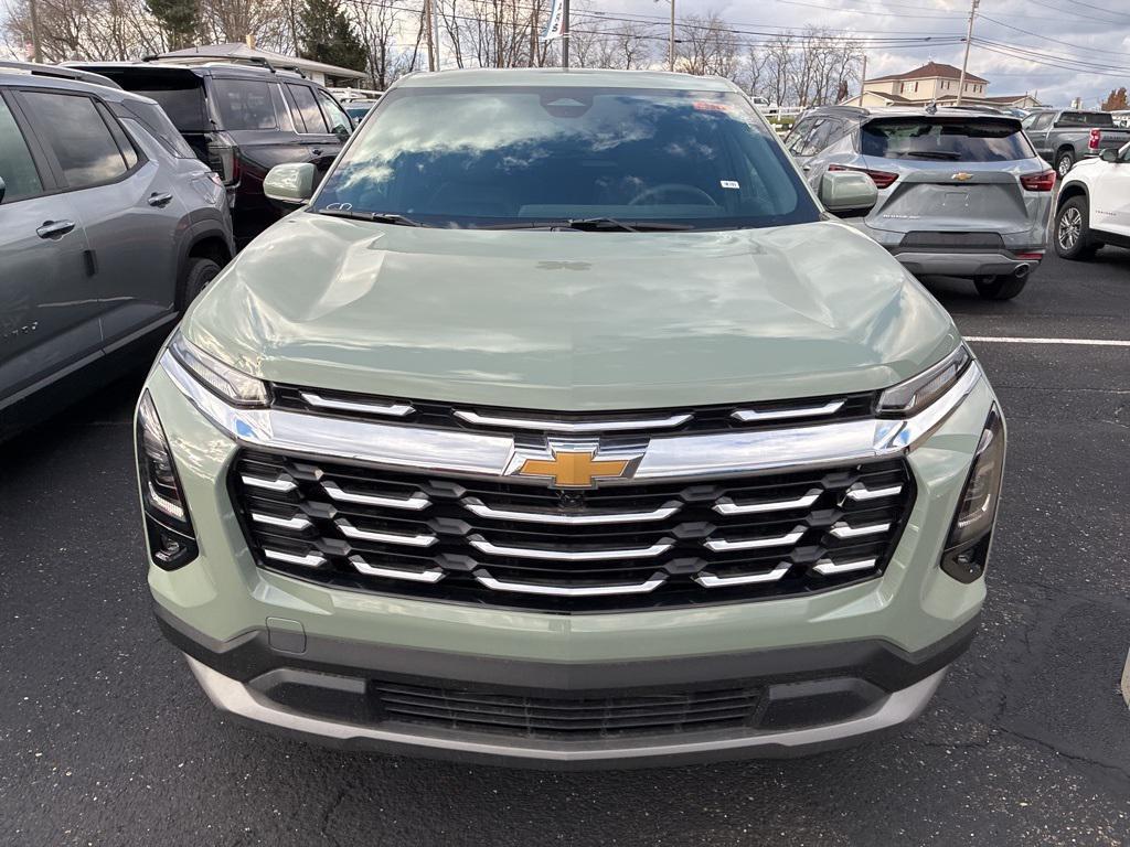new 2026 Chevrolet Equinox car, priced at $31,317