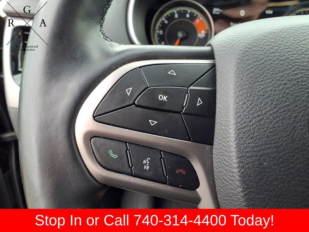 used 2019 Jeep Cherokee car, priced at $17,997